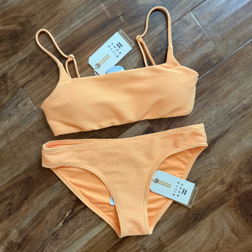 Billabong Bikini NWT- RETAIL $116